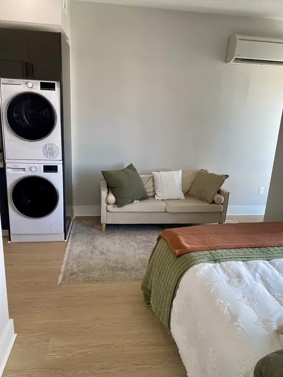 Somerville, MA 02144,872 Broadway #305