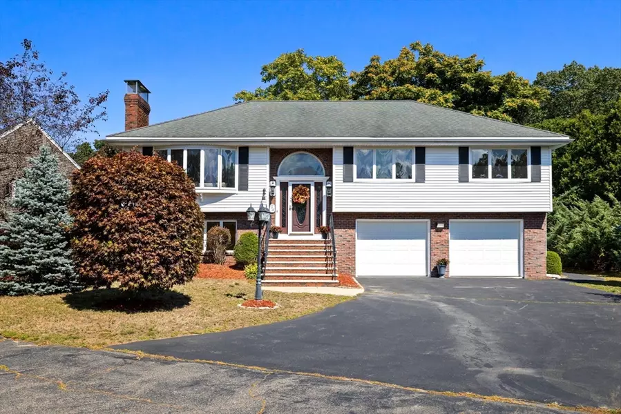 34 Andrews Rd, Wakefield, MA 01880