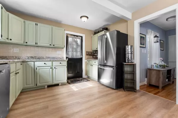Hamilton, MA 01982,23 Lincoln Ave