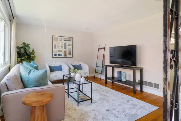 Boston, MA 02130,24 Goldsmith St