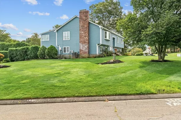 Stoughton, MA 02072,136 Bramblebush Rd