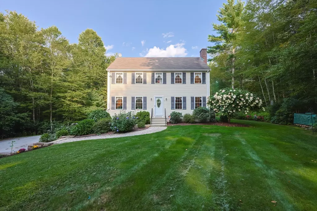 Douglas, MA 01516,21 Conservation Dr