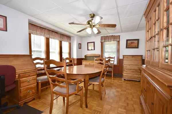 Wareham, MA 02571,7 Knowles Ave