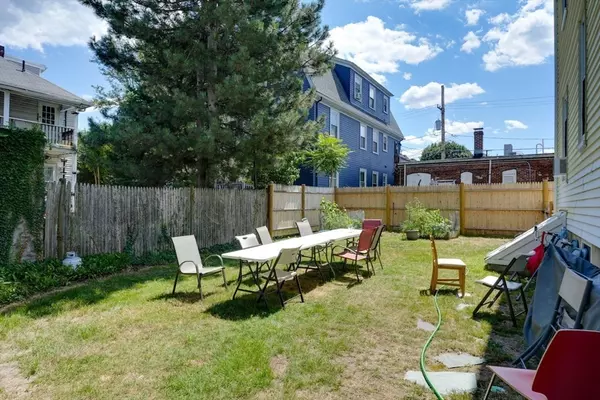 Belmont, MA 02478,5 Marlboro St