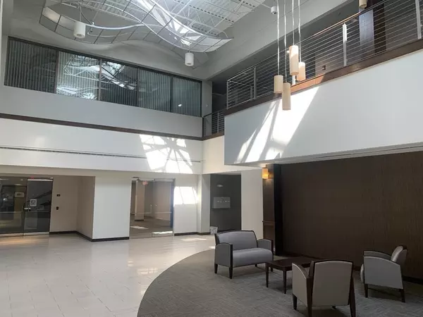 Foxboro, MA 02035,225 Foxborough #205B