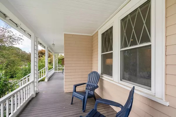 Needham, MA 02492,44 Norfolk Street