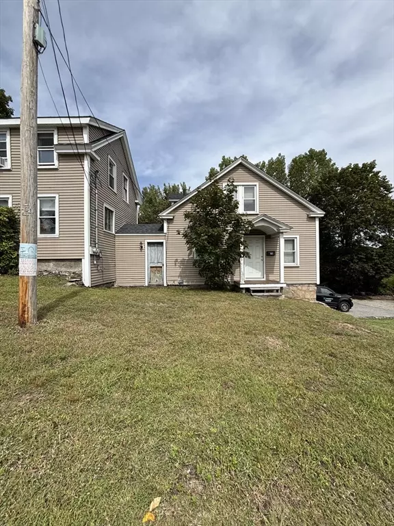 Oxford, MA 01540,18 Sutton Ave