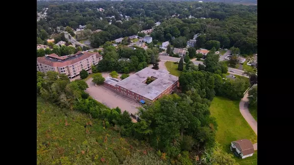 Dedham, MA 02026,1007-1009 East Street