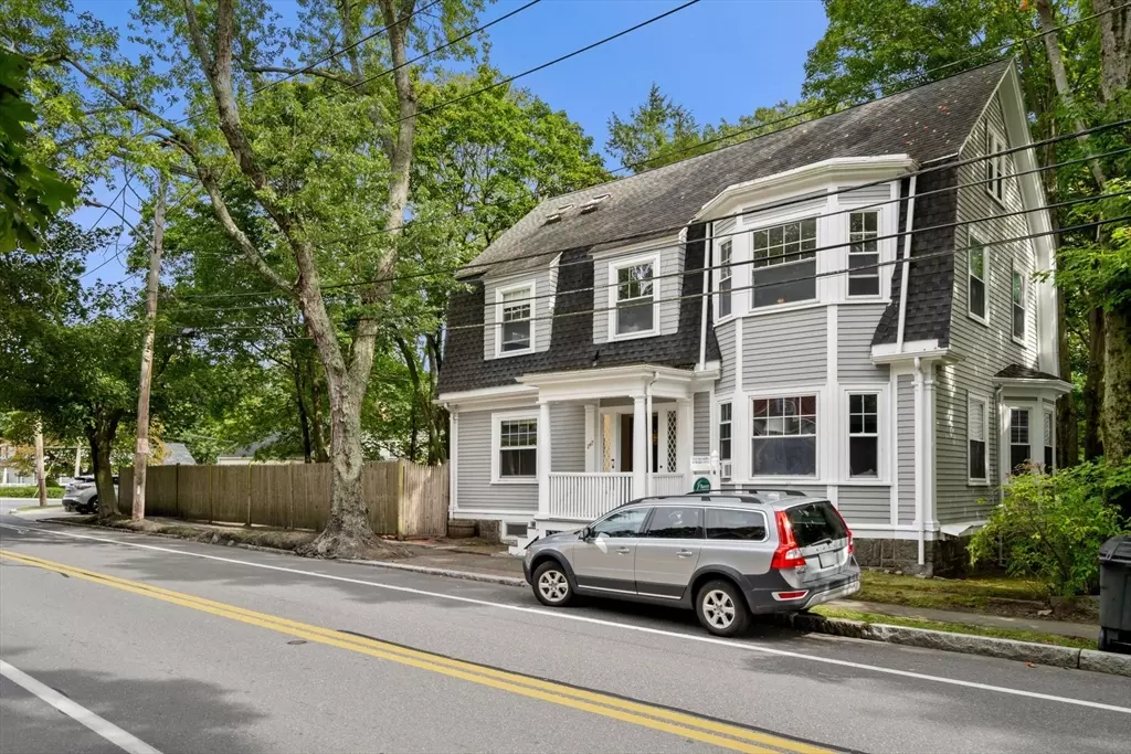 Beverly, MA 01915,247 Hale St