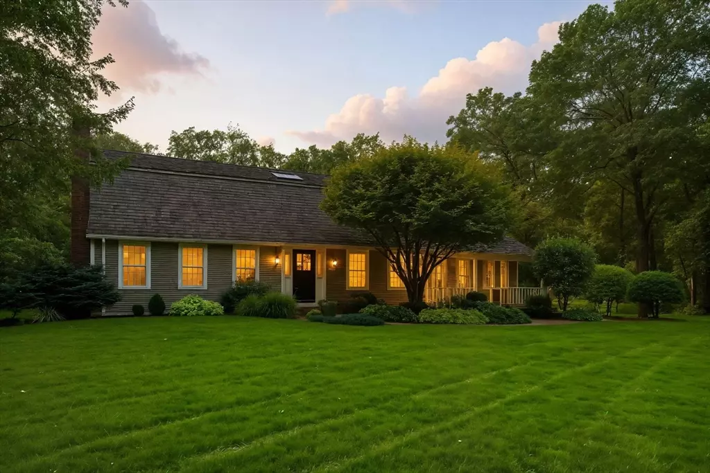 Boxford, MA 01921,28 Janes Rd
