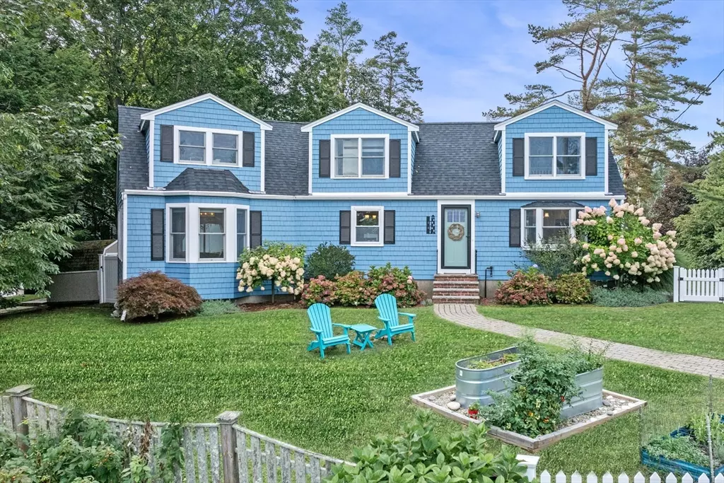 Marblehead, MA 01945,44 Peach Highlands