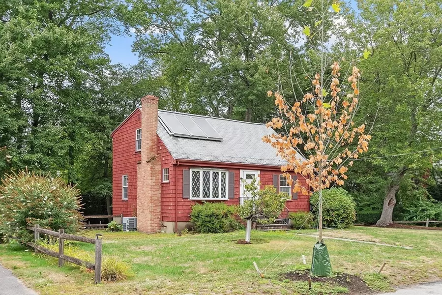 71 Wescroft Road, Reading, MA 01867