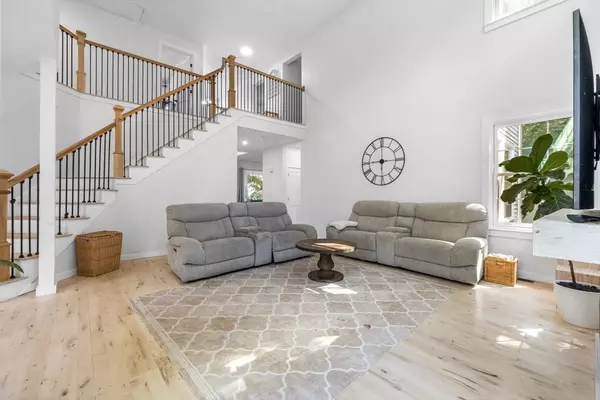 Stoughton, MA 02072,178 Willow