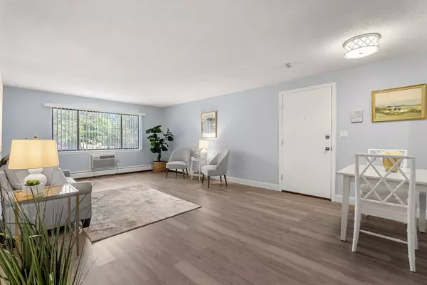 Burlington, MA 01803,5 Hallmark Gardens #7