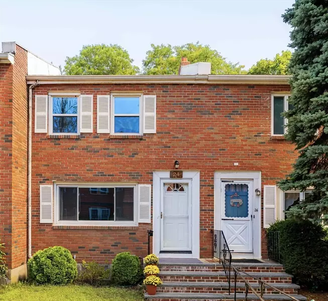 24 Goldsmith St #24, Boston, MA 02130