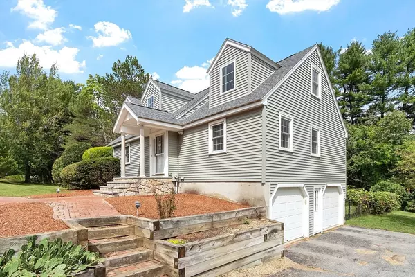 West Boylston, MA 01583,5 Marsh Hawk Way