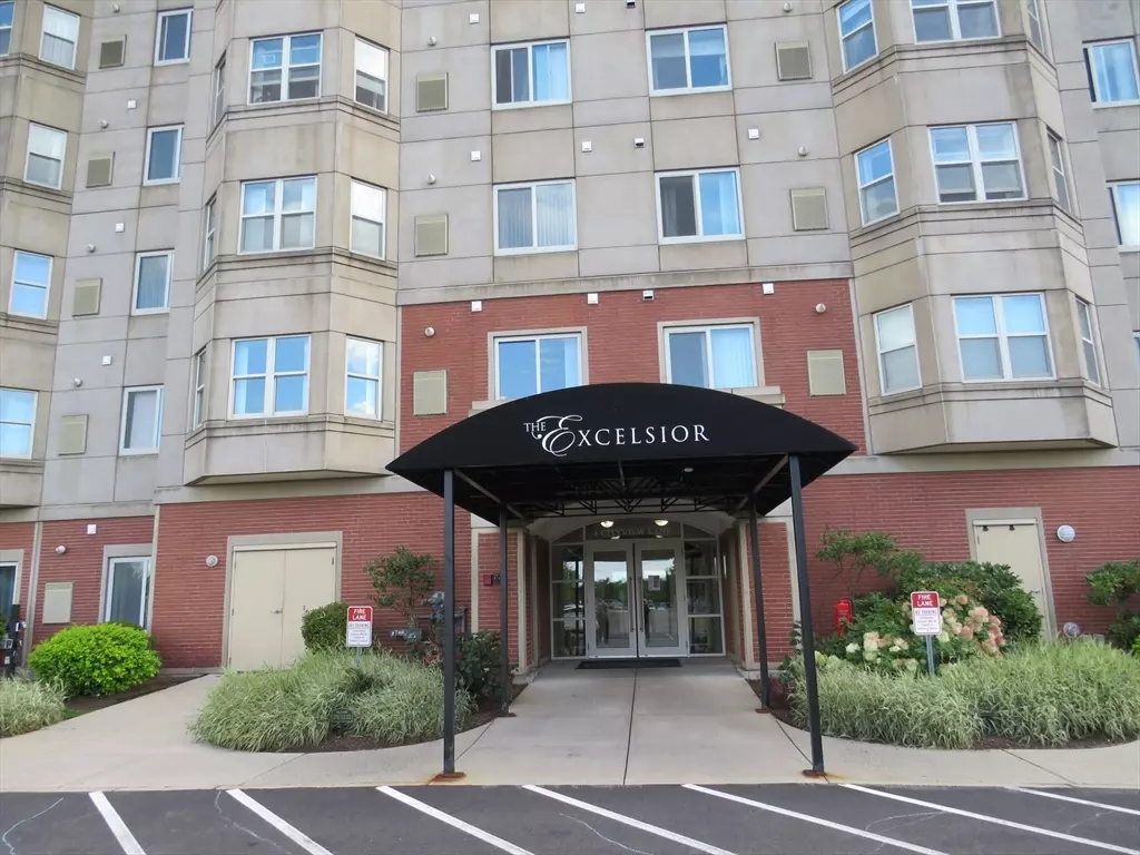 Quincy, MA 02169,1 Cityview Lane #213