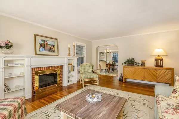 Marblehead, MA 01945,27 Preston Beach Road