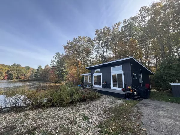 102 River Street, Leicester, MA 01542