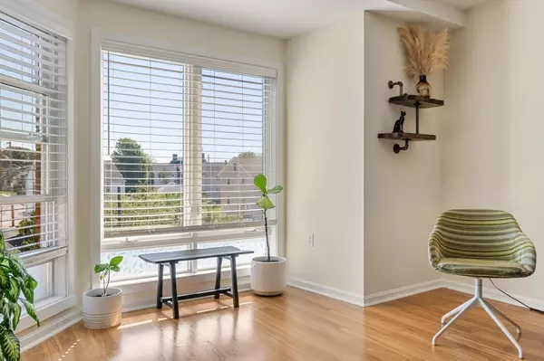 Medford, MA 02155,314 Riverside Ave #305