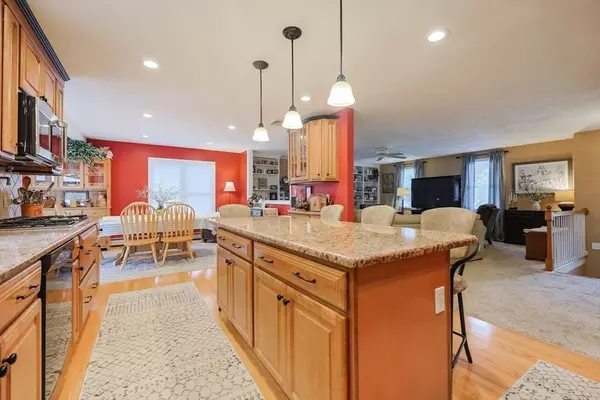 Lynnfield, MA 01940,5 Otter Pond Road