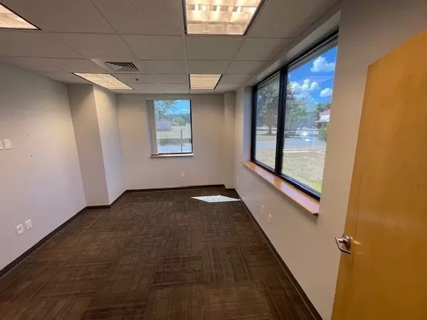 Whately, MA 01373,10 Sandy Lane