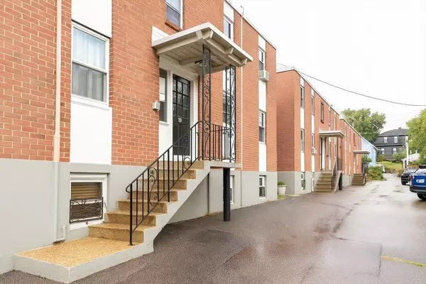 Somerville, MA 02143,10 Avon St #17