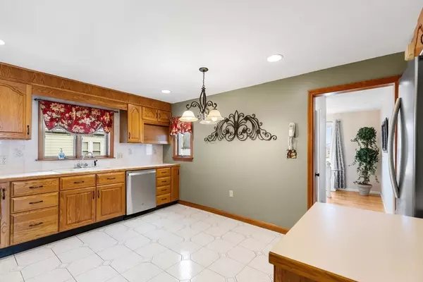 Everett, MA 02149,20 Fairmount St #2