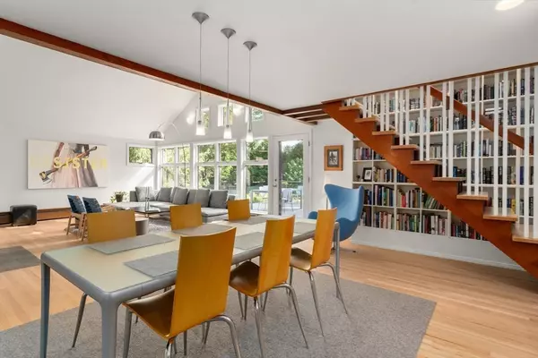 Brookline, MA 02467,76 Norfolk Rd
