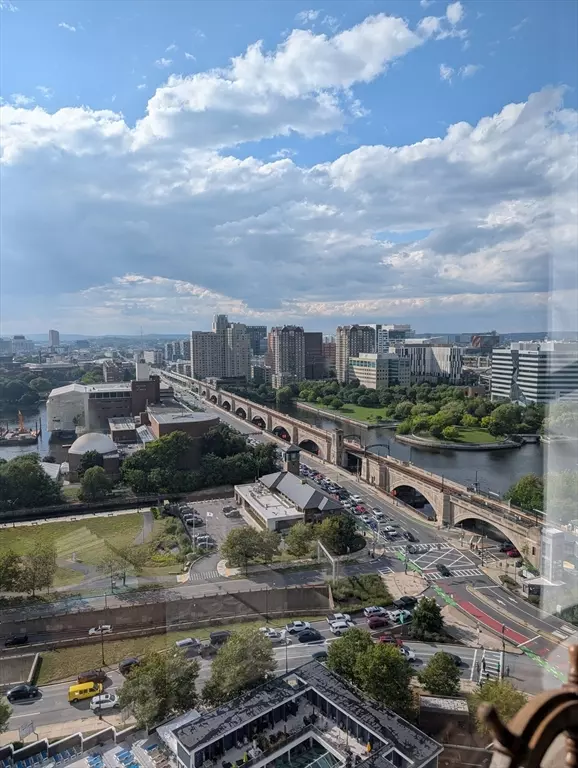 Boston, MA 02114,8 Whittier Place #23J