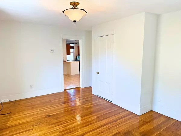 Newton, MA 02465,333 Cherry St. #1