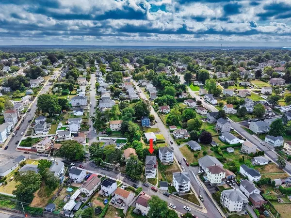 Fall River, MA 02720,177 Crescent St