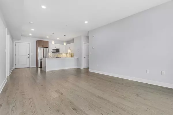 Quincy, MA 02169,2 Cliveden St #305E