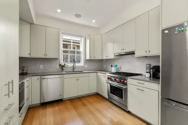 Boston, MA 02130,65 Green Street #302