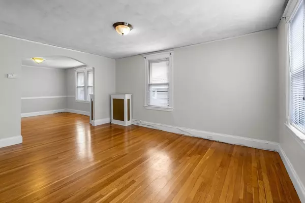 Melrose, MA 02176,5-7 Linwood Ave #7