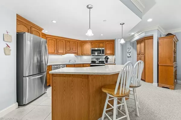 Northborough, MA 01532,490 Main St #101