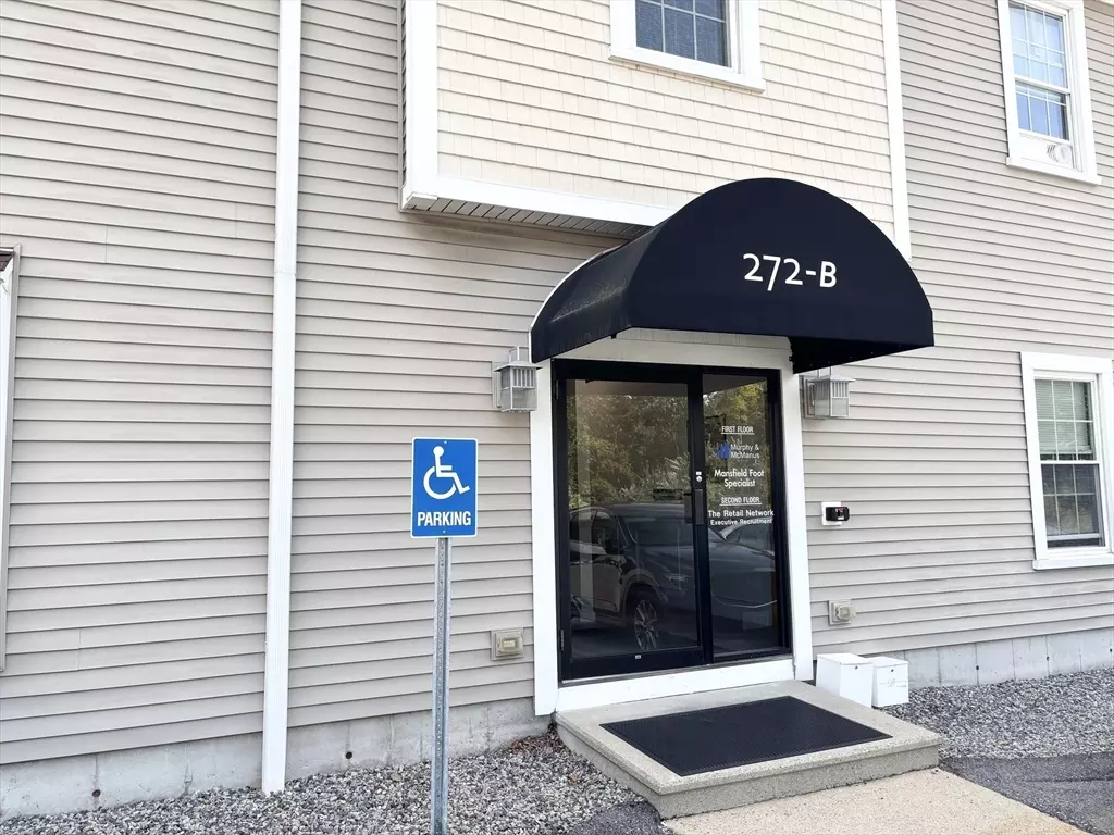 Mansfield, MA 02048,272 Chauncy Street #8