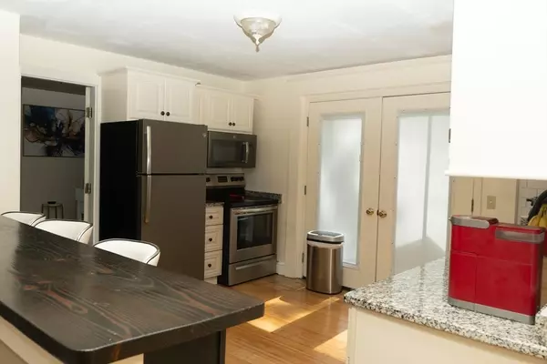 Stoughton, MA 02072,24 Amherst Rd