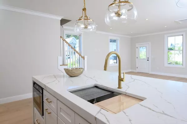 Boston, MA 02122,45 Chickatawbut St #2