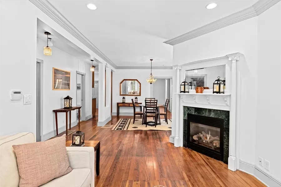 96 King St #1, Boston, MA 02122