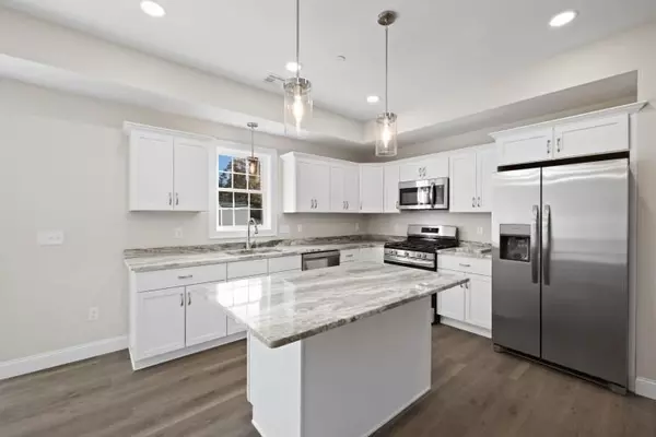 Taunton, MA 02780,23 1/2 Johnson St #A