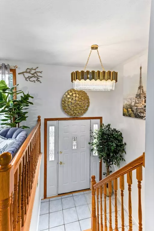 Bridgewater, MA 02324,50 Stephanie Lane