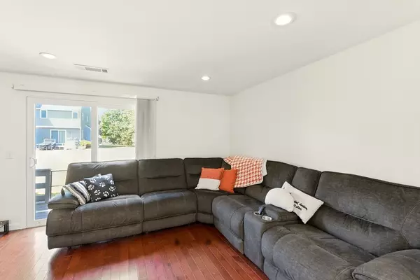 Bellingham, MA 02019,106 Maple Brook Rd #106