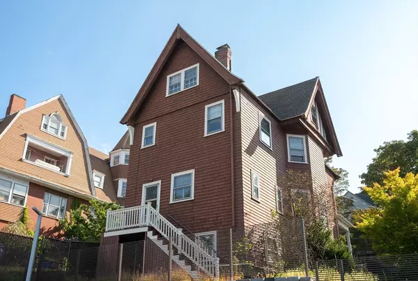 Medford, MA 02155,20 Hillside Ave.