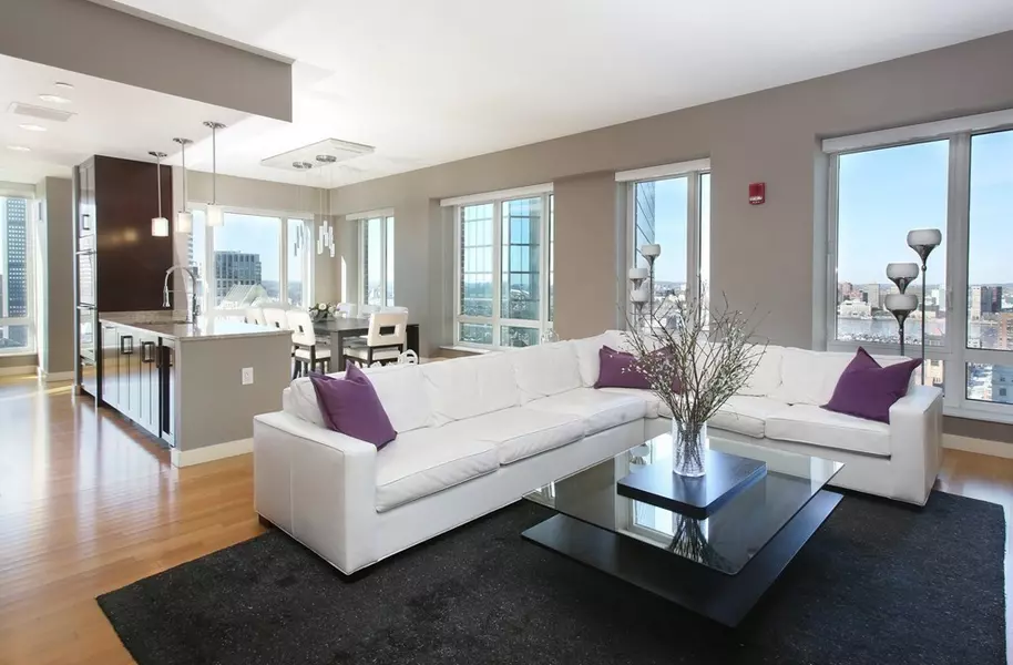 400 Stuart St #23E, Boston, MA 02116