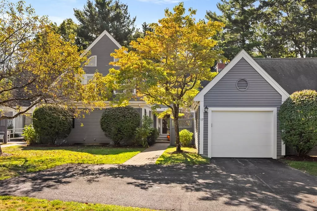 Bedford, MA 01730,17 Mitchell Grant Way #17