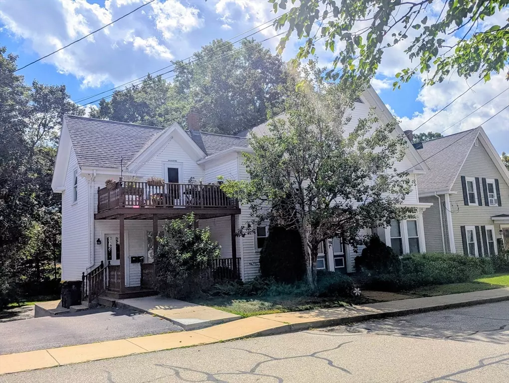 Franklin, MA 02038,186 School St