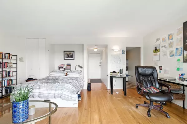 Watertown, MA 02472,227 Coolidge Ave #214