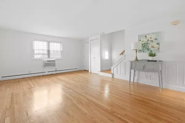 North Andover, MA 01845,86 Kingston St #86