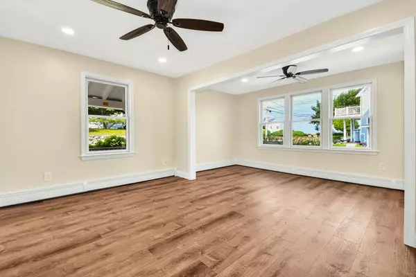 Hull, MA 02045,46 Duck Ln